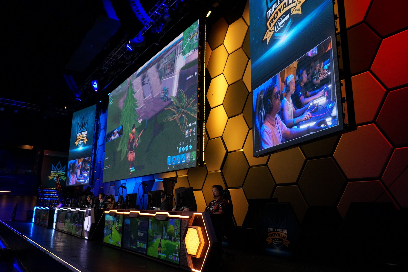 newegg triple crown royale e-sports 2019 (186)
