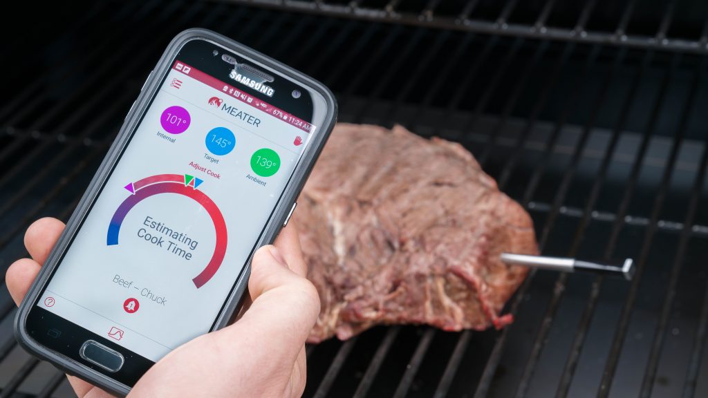 Electric grill, wireless meat thermometer, smart thermometer, Bluetooth, outdoor tech, home tech