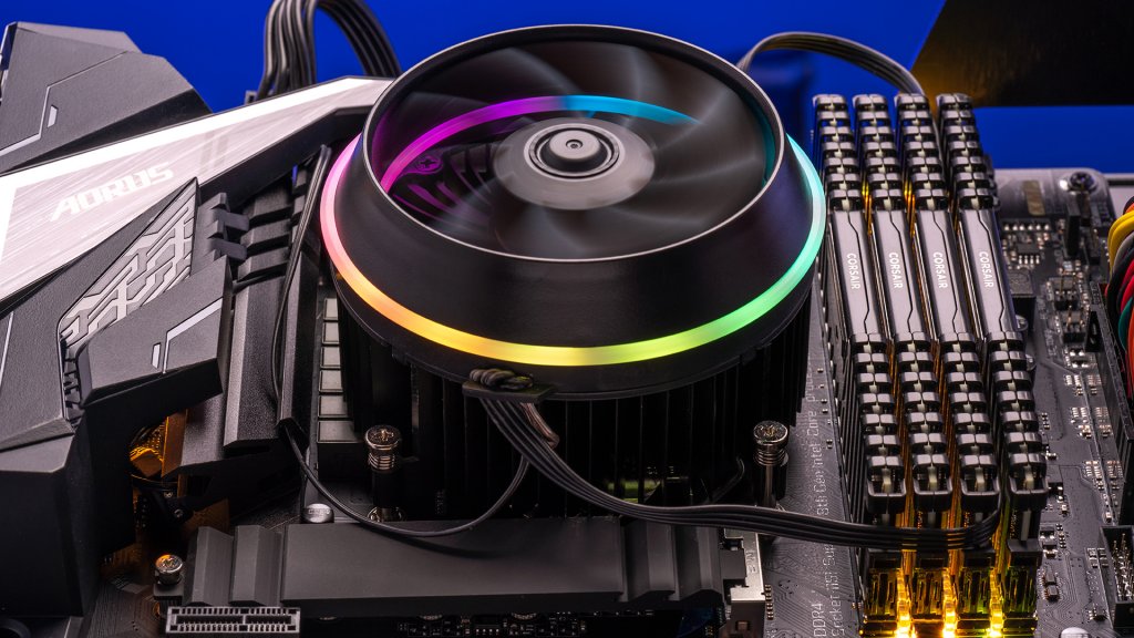 darkFlash Shadow Top-Flow RGB CPU Cooler showing off the cooling on a test bench.