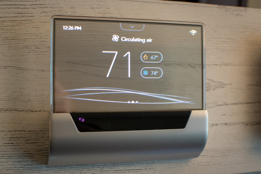 The GLAS smart thermostat uses a floating transparent OLED panel, which uses PIR sensors to detect home occupancy and can be controlled via Alexa, Google Assistant, or Cortana.