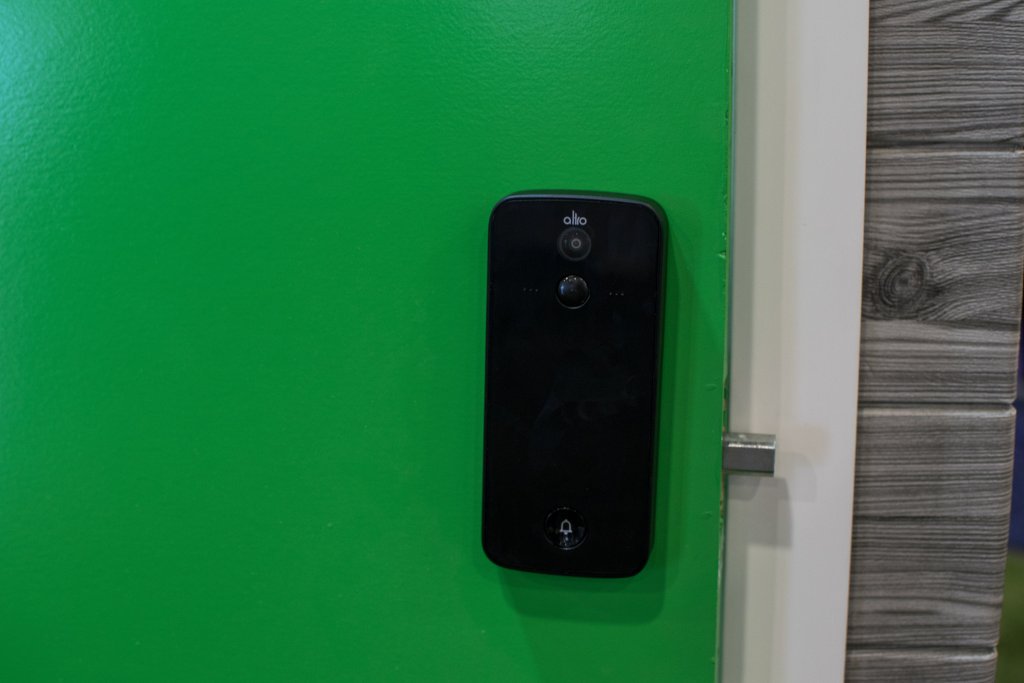 The Altro smart lock combines the best features of a smart doorbell and a smart lock for an innovative take on Smart Home security that is the first of its kind.