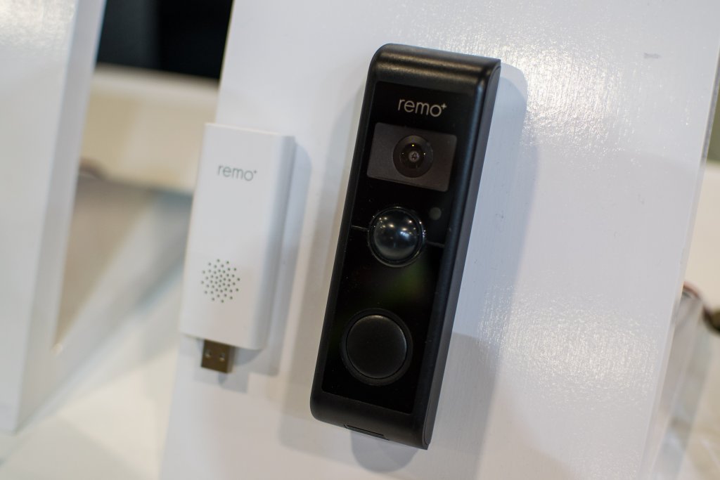 The RemoBell W uses PIR sensors and a hardwired connection to deliver motion-triggered video alerts.