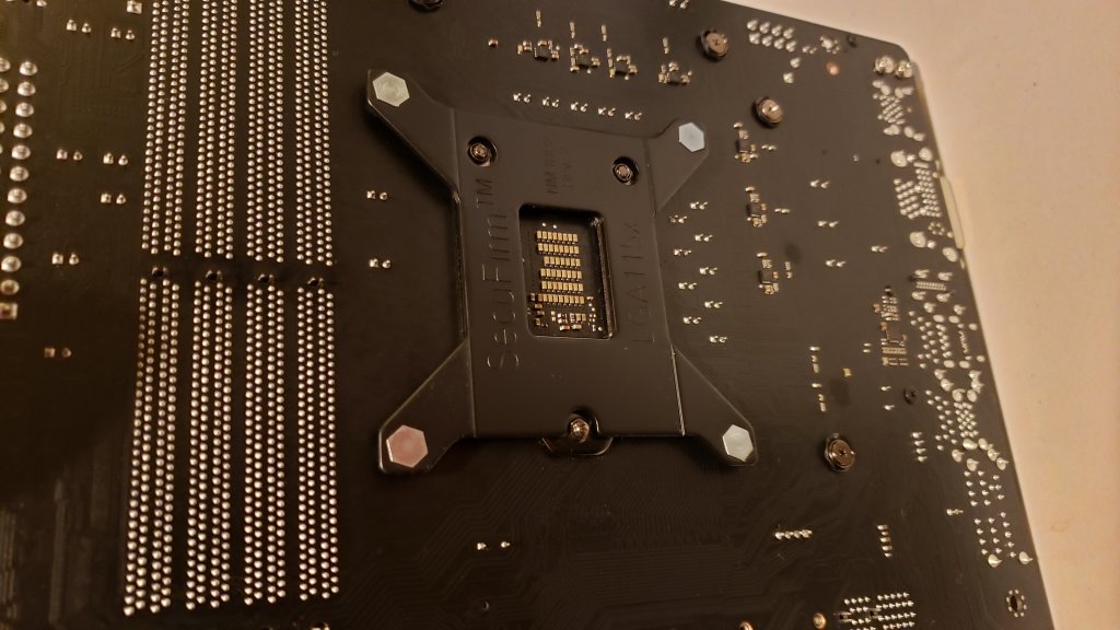 CPU fan upgrade - new backplate