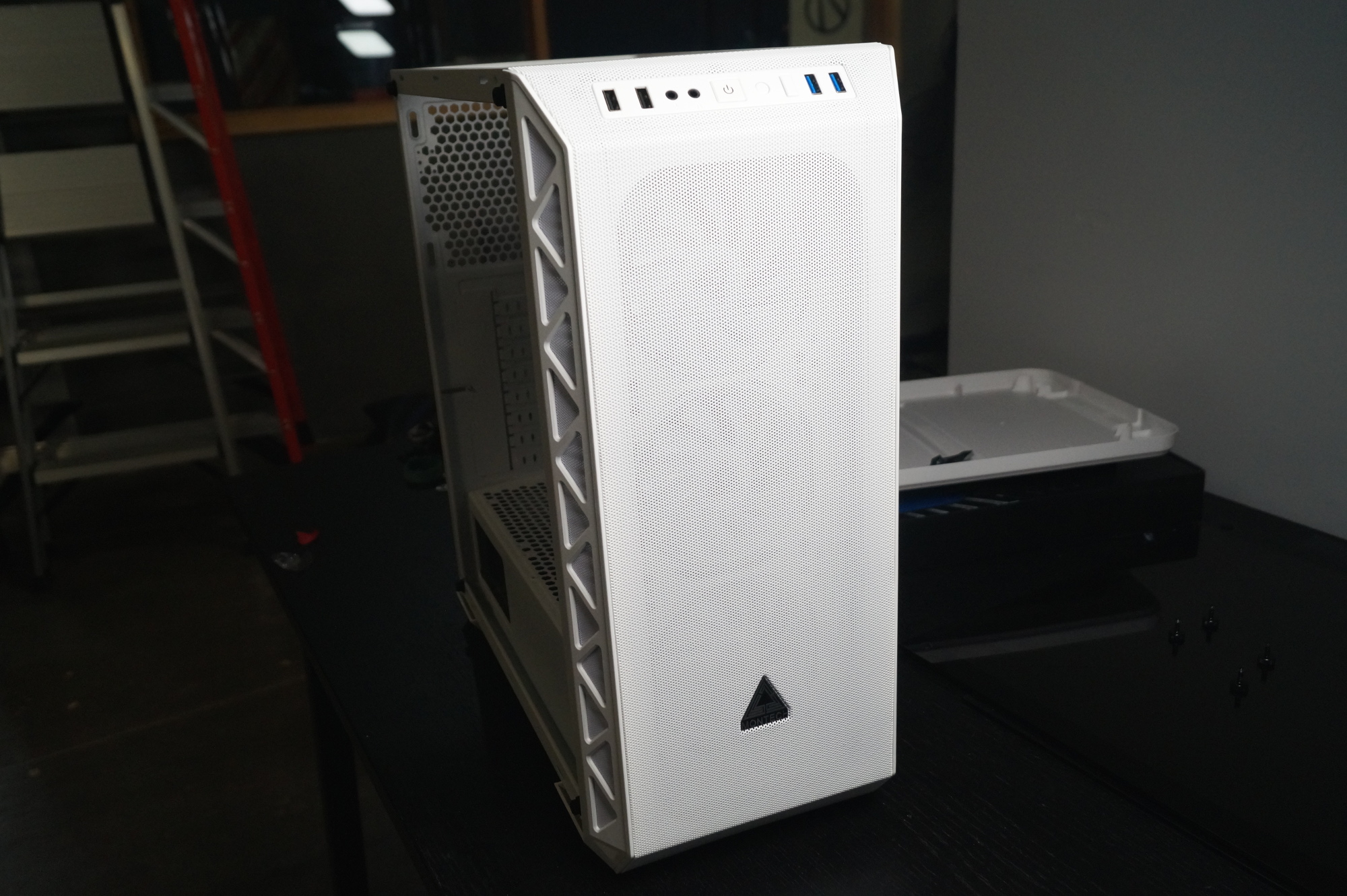 Корпус montech x3. Корпус Montech Air 100 ARGB белый. Корпус Montech x3 Glass белый. Montech Air 100 Lite. Корпус Montech Air x белый.