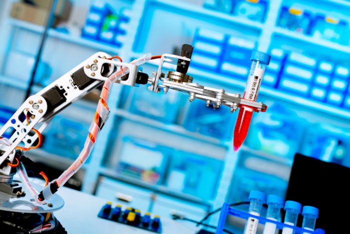 Blood analysis robot