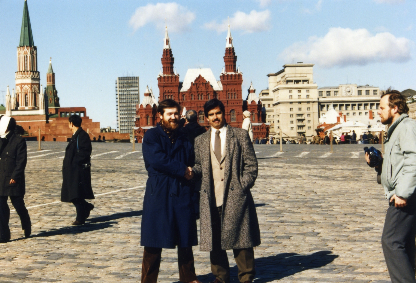 Alexey and Henk in front of the Kremlin.