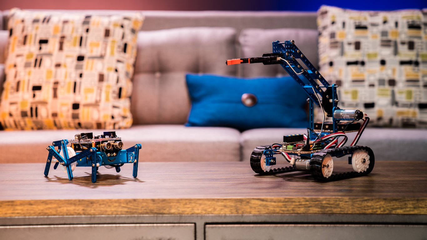 STEM robots from Makeblock teach coding at a young age